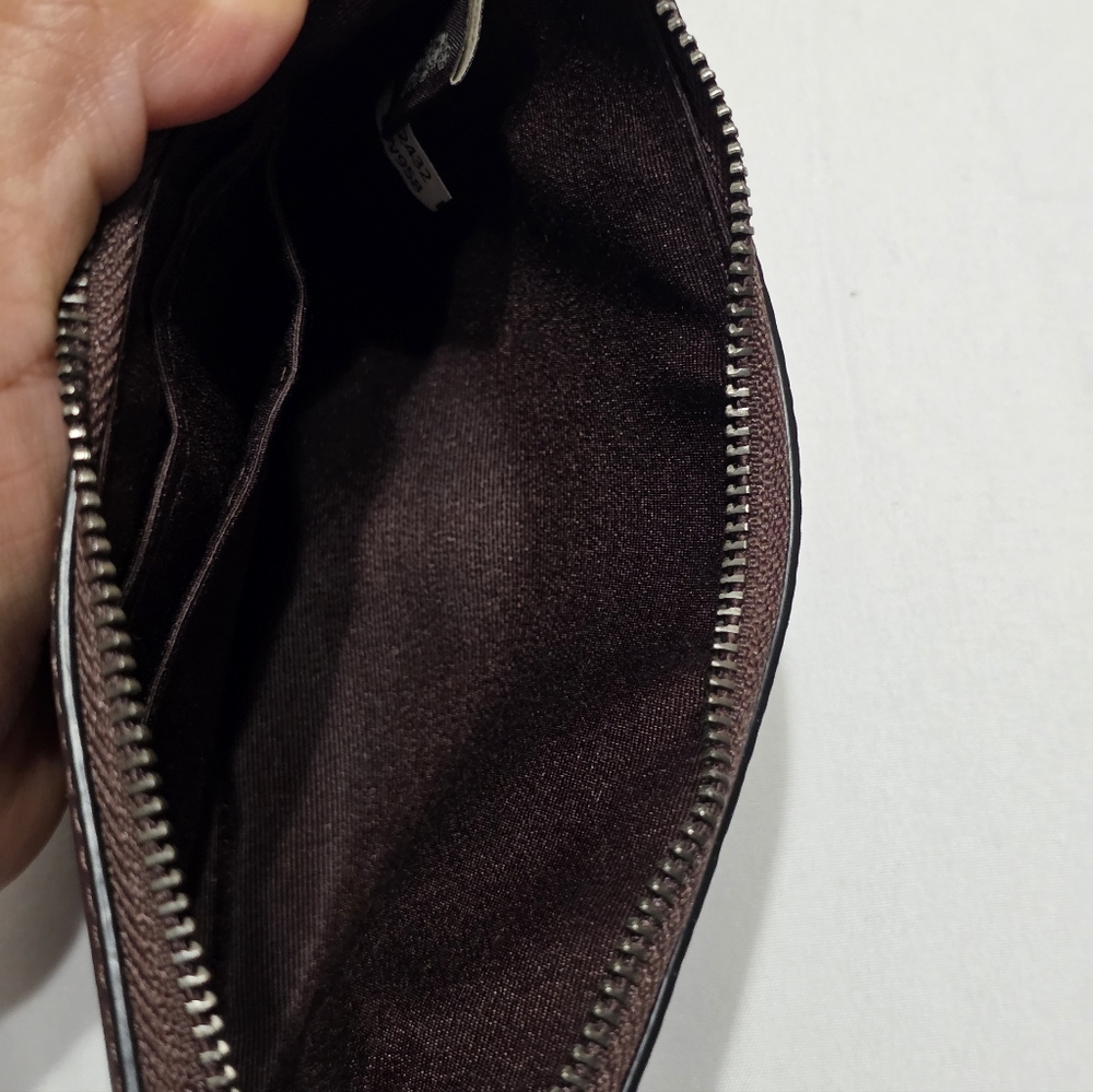 Coach Corner Zip Wristlet bag - Picture 4 of 13